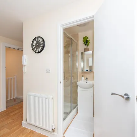 Modern Studio Apartments In Castle St Southampton Exterior foto